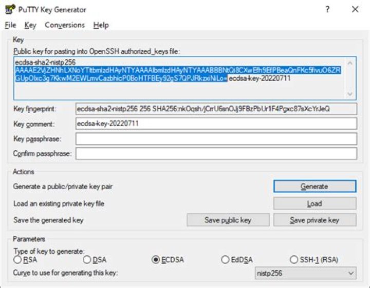 Adding a public key to ~/.ssh/authorized_keys does not log me in automatically