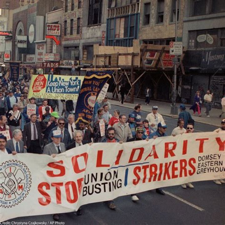 All unions can be broken into such disjoint sets of circles which intersect