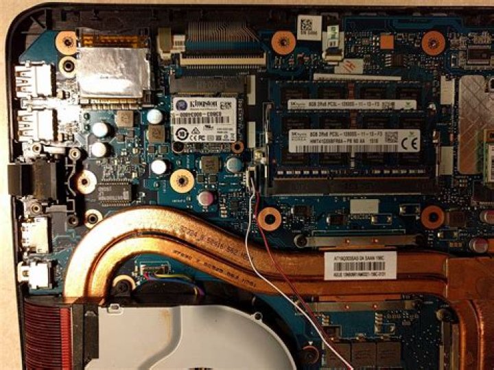 ASUS ROG GL551J SSD location?