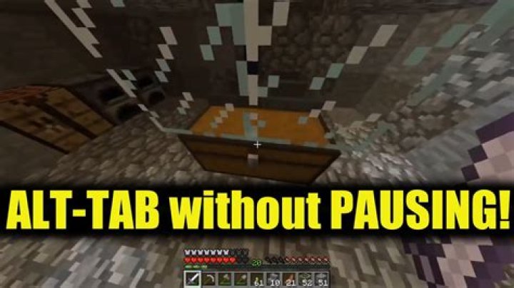 Can I alt-tab out of Minecraft without the game auto-pausing?