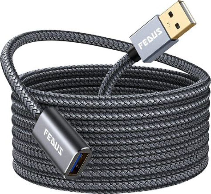 Can I use a 5 meter USB extension cable with a USB hub?