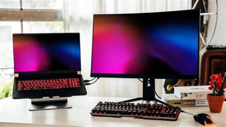 Can laptops drive external monitors at higher resolution than laptop monitor?