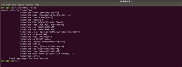 Can you explain how to understand what the 'iwconfig' command displays in Ubuntu-9.04?
