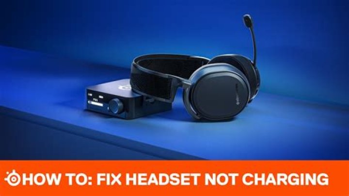 Crackling sound about every second on headphones (Steelseries) when audio starts. Ubuntu 20.04