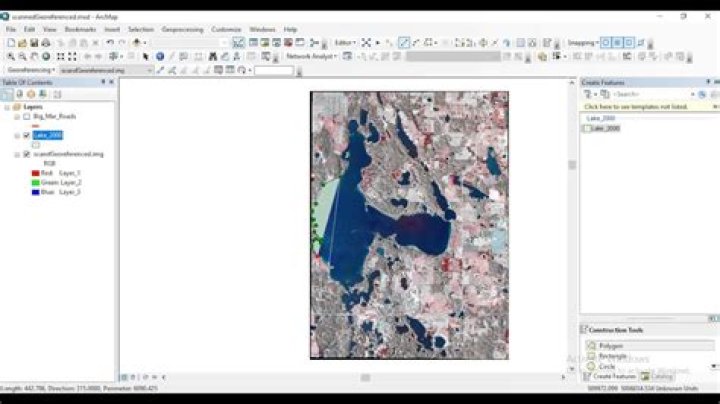 create new shapefile in arcmap using python