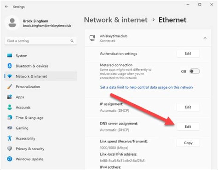 DNS problems after upgrading from 16.04 to 17.10: How to reset the DNS settings to default?