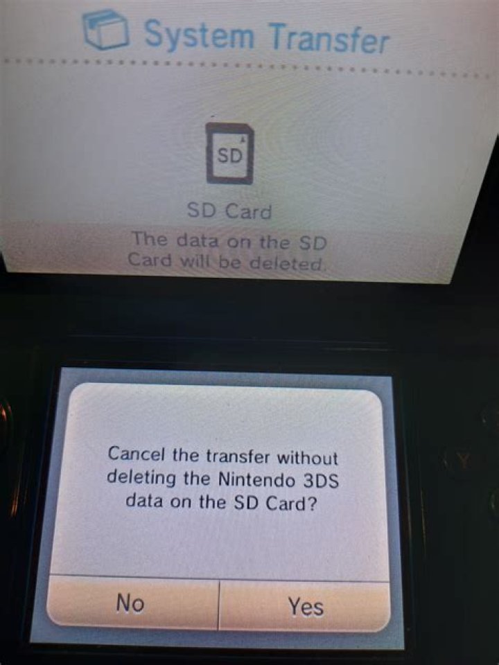 Does the Nintendo 3Ds System Transfer delete the data on the target system?