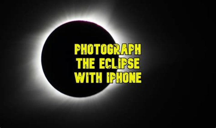 Eclipse screen capture with the font size toolbar buttons circled