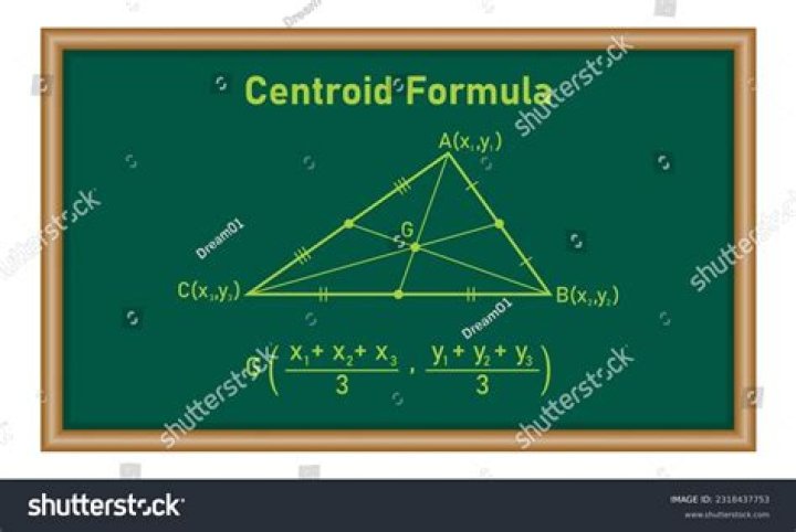 Finding the centroid of a triangle using vectors