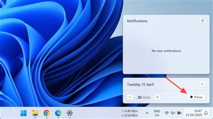 How can I configure desktop notification display time in Google Chrome?