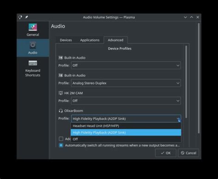 How do I automatically switch PulseAudio input to headset upon connection?