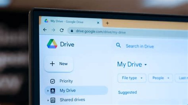 How do I determine my drive's file format?