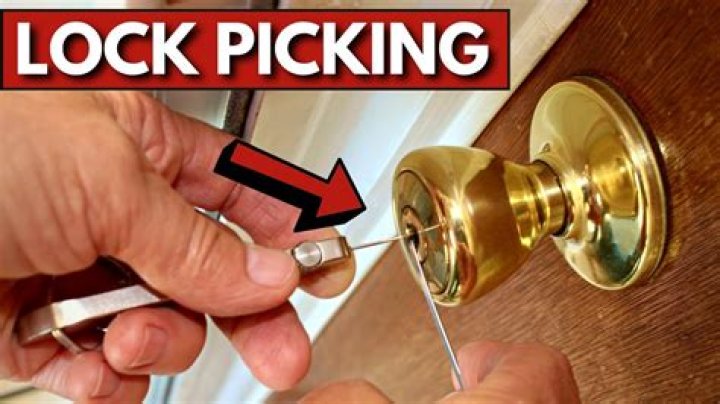 How do I pick up these lock picks?