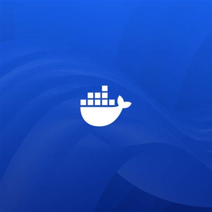 How to create named and latest tag in Docker?
