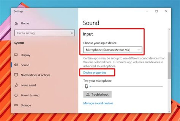 How to hear my voice in speakers with a mic?