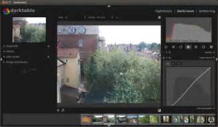 How to install Hasselblad Phocus on Ubuntu 12.04