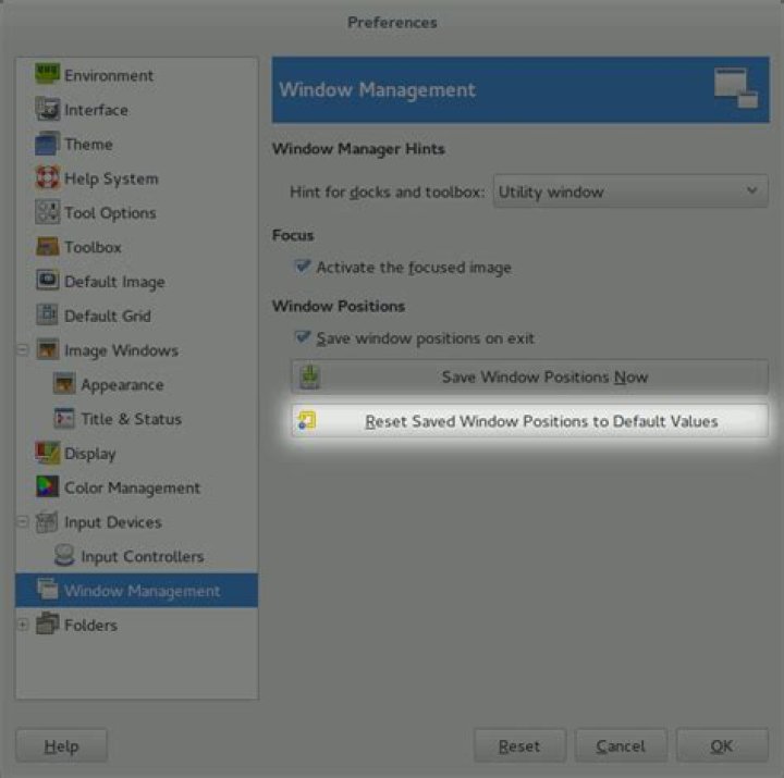 How to restore the default toolbox windows in GIMP?
