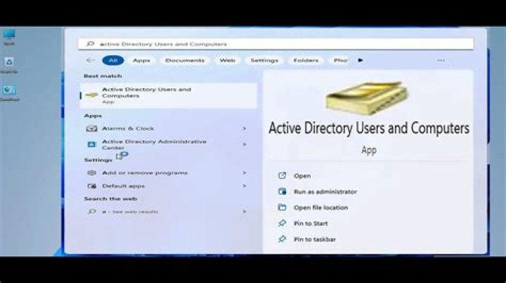 How to run crobjob to create directory on desktop