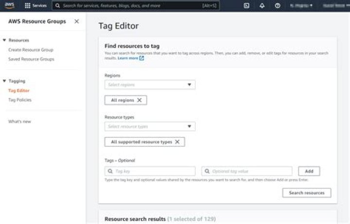 How to view all the services running on AWS?