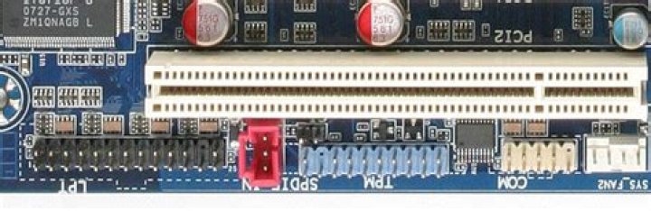 How to wire the LPT and COM port headers on a motherboard?