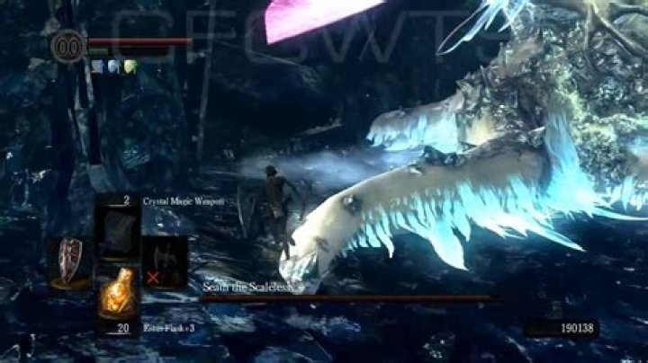 In Dark Souls, do you need a slashing weapon to cut off Seath's tail?