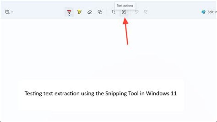 Is there a way to apply shapes and text in Windows Snipping Tool?