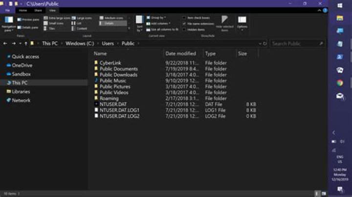 Messed up Windows 10 User Folder Registry