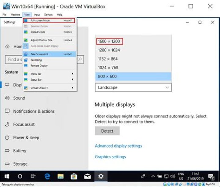 No option of 3200x1800 resolution on my virtualbox linux