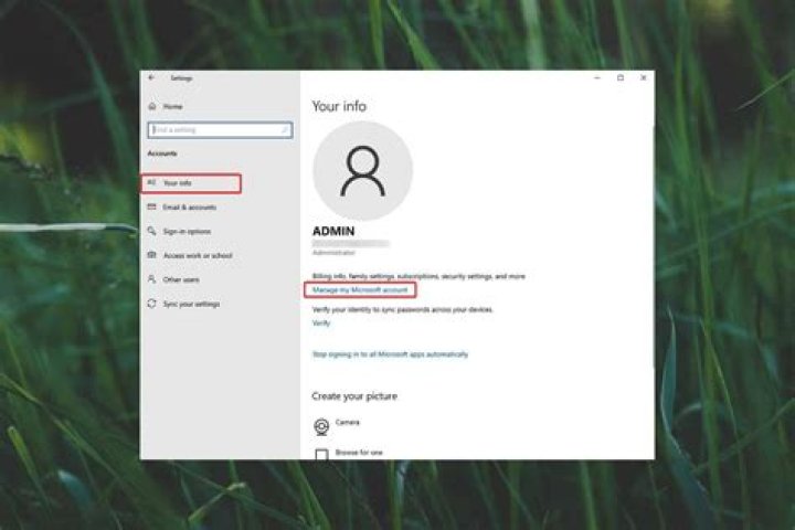 Username is required error, even if I send username in Laravel