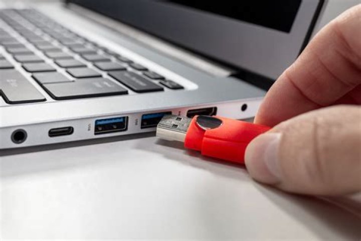 VMware cannot share USB flash drive with Ubuntu Server [closed]