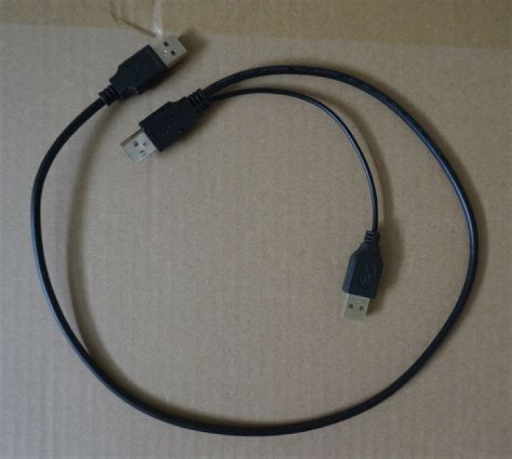 Weird USB cable (usage?)
