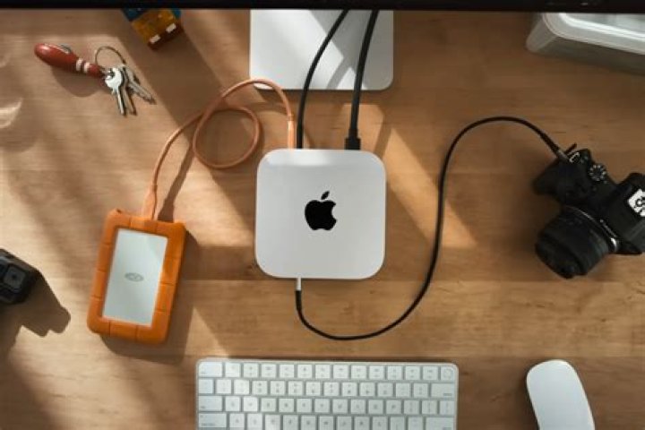 What's the equivalent of Microsoft Access on the Mac?