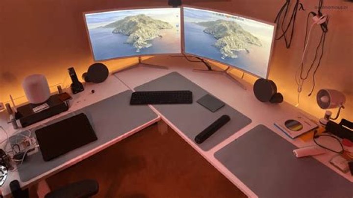 What is the best equipment setup for the Cave of Seven Stars?