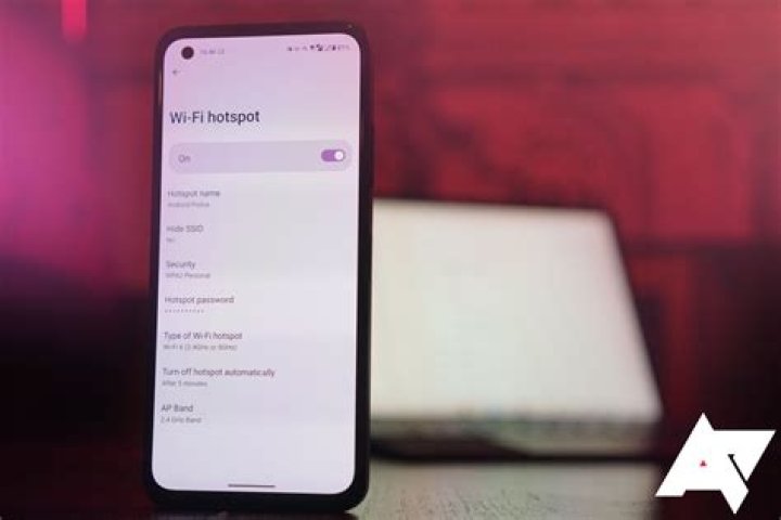 Wifi-Hotspot is not visible on other devices